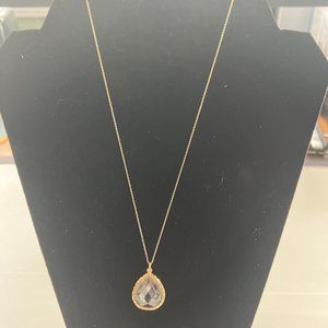 WOMAN'S PENDANT NECKLACE